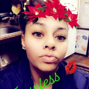 Meet your Posher, Shawna